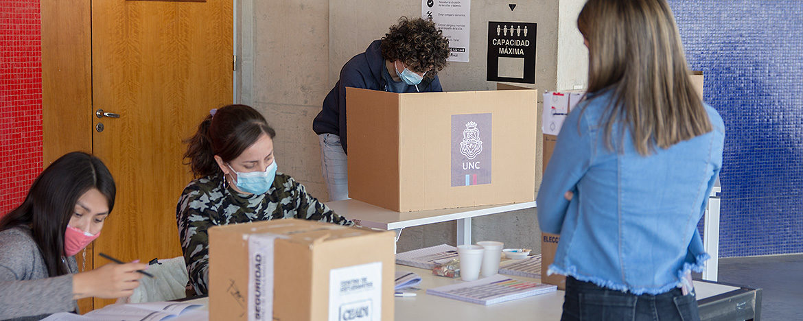 Comenzaron las elecciones presenciales en la UNC